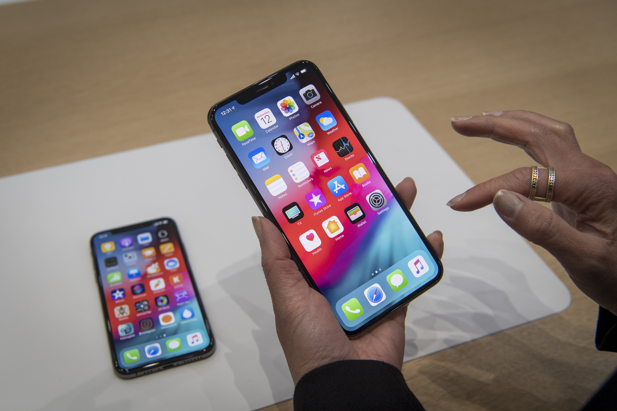 手機信號放大器|蘋果下月發(fā)布三款新iPhone，重要信息在這了